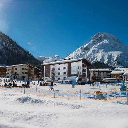 Hétvégi ház Cafe Fritz *