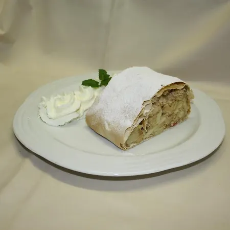 弗里茨咖啡厅及膳食公寓 *