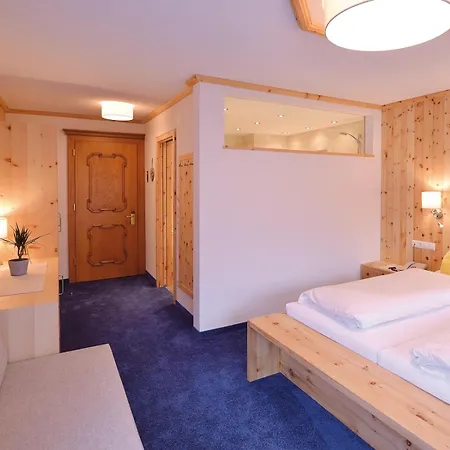 Hétvégi ház Cafe Fritz *